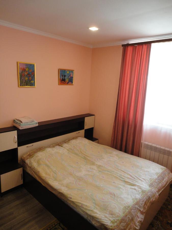 יירבאן Like Home Guesthouse & Tours מראה חיצוני תמונה