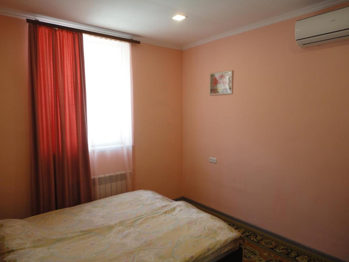 יירבאן Like Home Guesthouse & Tours מראה חיצוני תמונה