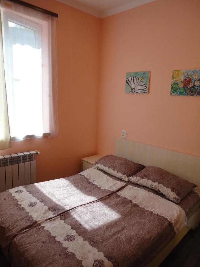יירבאן Like Home Guesthouse & Tours מראה חיצוני תמונה